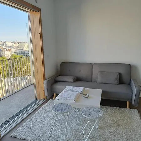 Paris18 *